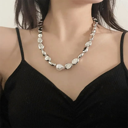 Geometric Pearl Strand