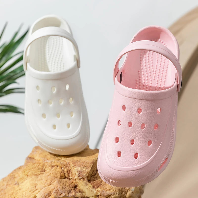 Calçado Antiderrapante de Sola Grossa